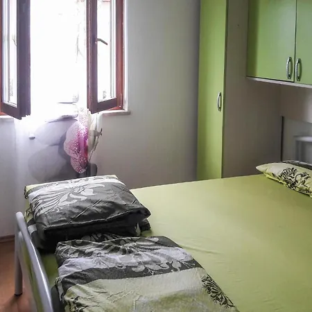 Apartment Gorgeous In With Kitchen *