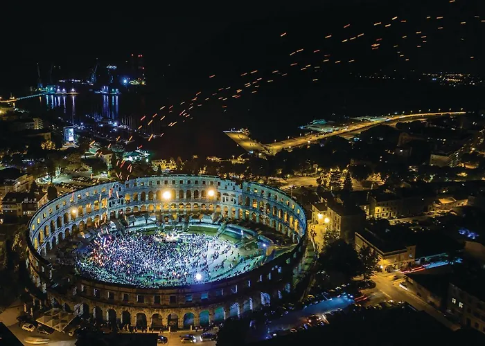 Apartamento Stunning In With Wifi *